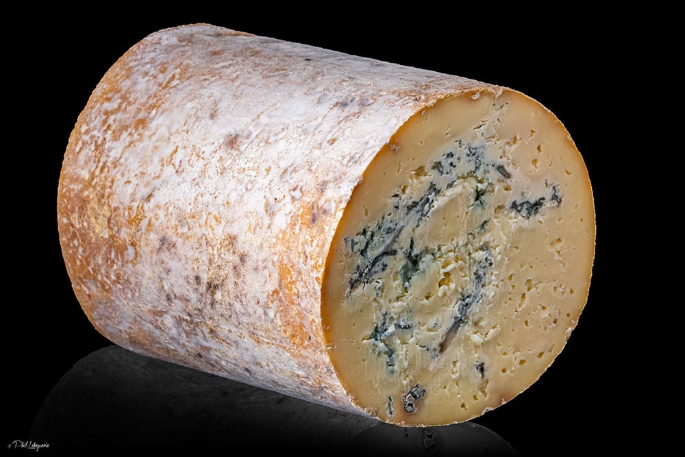 Fourme De Montbrison Aop Fromagerie 